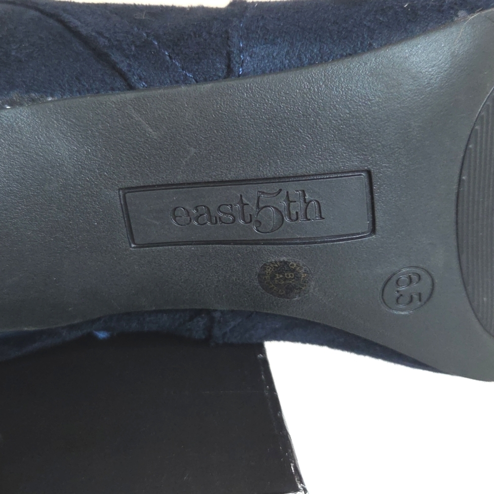 East 5th Blue Heeled Boots with Buckle Details. 6.5 M - Picture 8 of 16